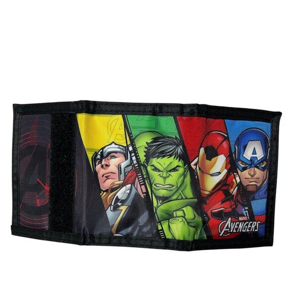 MARVEL AVENGERS Wallet NWT Nylon Trifold Lots of Pockets - Picture 2 of 3